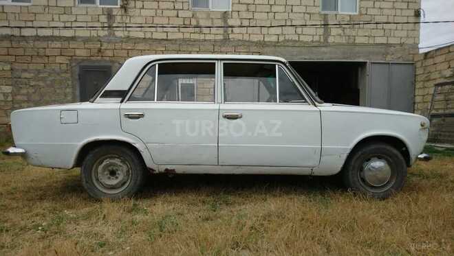 LADA (VAZ) 21011 1979, 100,000 km - 1.3 л - Bakı
