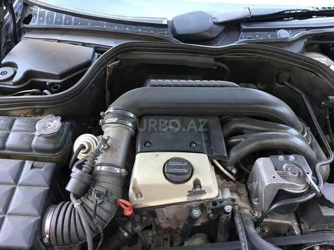Mercedes C 220 1997, 354,761 km - 2.2 l - Bakı