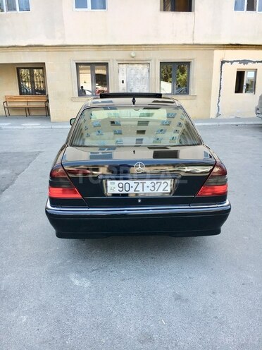 Mercedes C 220 1997, 354,761 km - 2.2 l - Bakı
