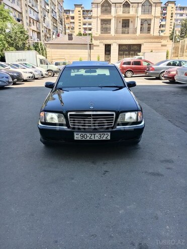Mercedes C 220 1997, 354,761 km - 2.2 l - Bakı