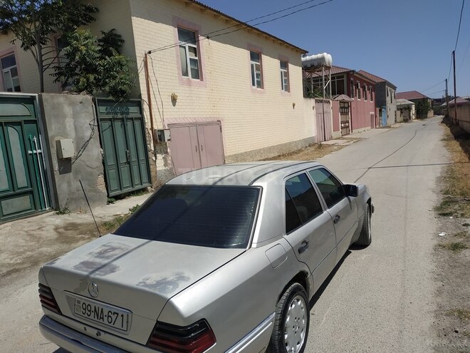 Mercedes E 200 1994, 352,000 km - 2.0 l - Bakı