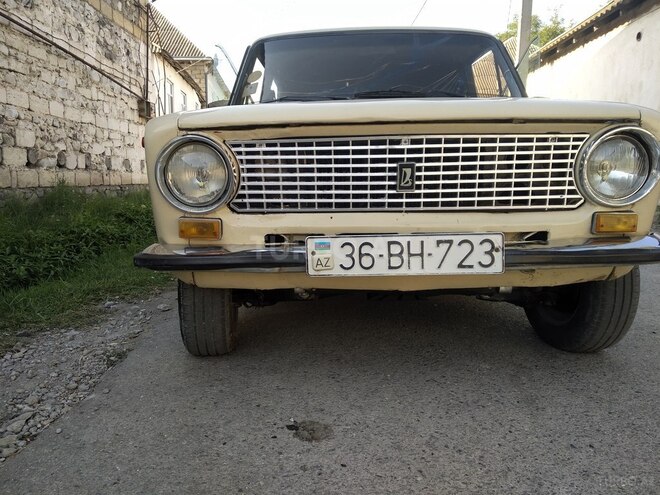LADA (VAZ) 21011 1975, 285,460 km - 1.3 л - Ucar