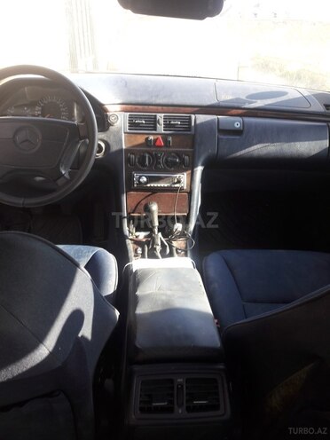 Mercedes E 290 1996, 480,000 km - 2.9 л - Bakı