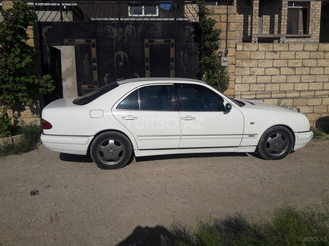 Mercedes E 290 1996, 480,000 km - 2.9 л - Bakı