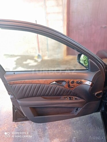 Mercedes E 220 2002, 245,799 km - 2.2 l - Bakı