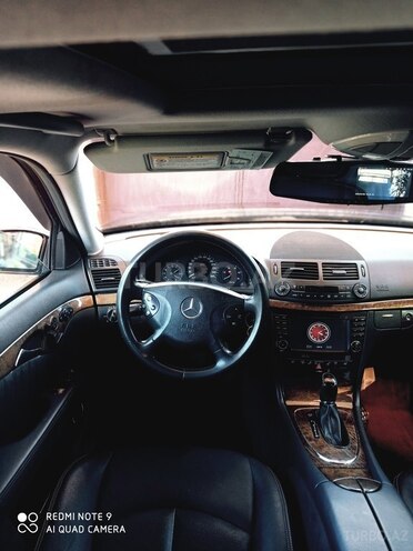 Mercedes E 220 2002, 245,799 km - 2.2 l - Bakı