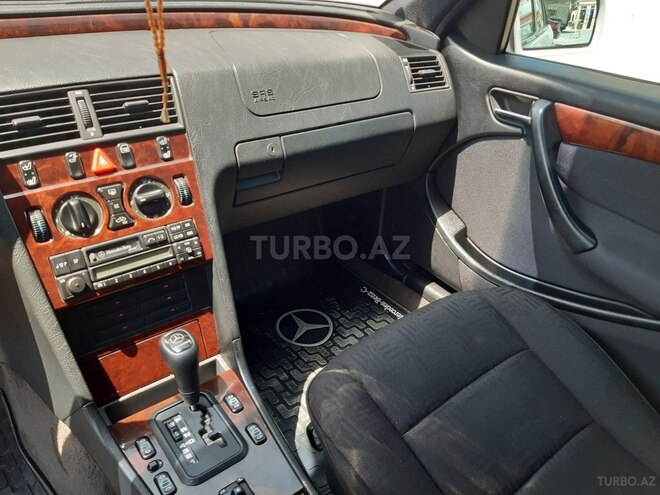 Mercedes C 180 1998, 210,000 km - 1.8 l - Gəncə