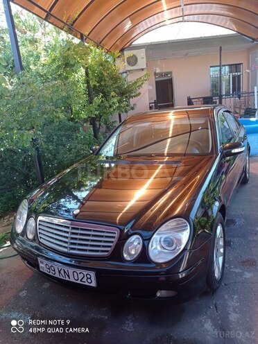 Mercedes E 220 2002, 245,799 km - 2.2 l - Bakı
