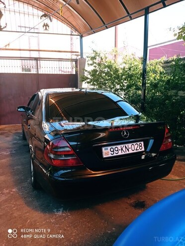 Mercedes E 220 2002, 245,799 km - 2.2 l - Bakı