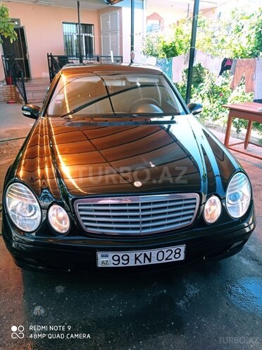 Mercedes E 220 2002, 245,799 km - 2.2 l - Bakı