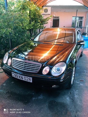 Mercedes E 220 2002, 245,799 km - 2.2 l - Bakı