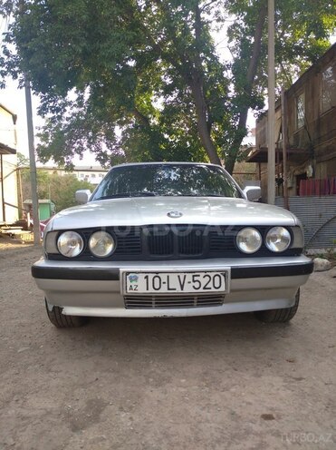 BMW 525 1989, 75,000 km - 2.0 l - Gəncə