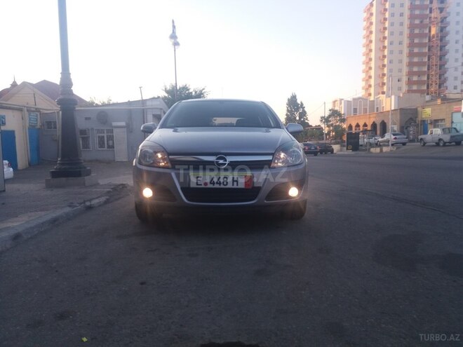 Opel Astra 2006, 100,000 km - 1.4 l - Bakı