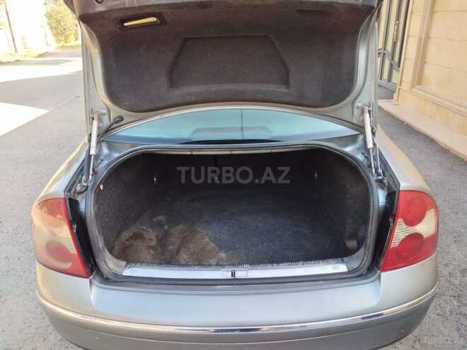 Volkswagen Passat 2003, 250,000 km - 1.8 l - Salyan