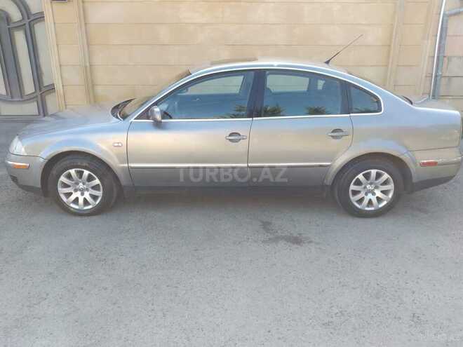 Volkswagen Passat 2003, 250,000 km - 1.8 l - Salyan