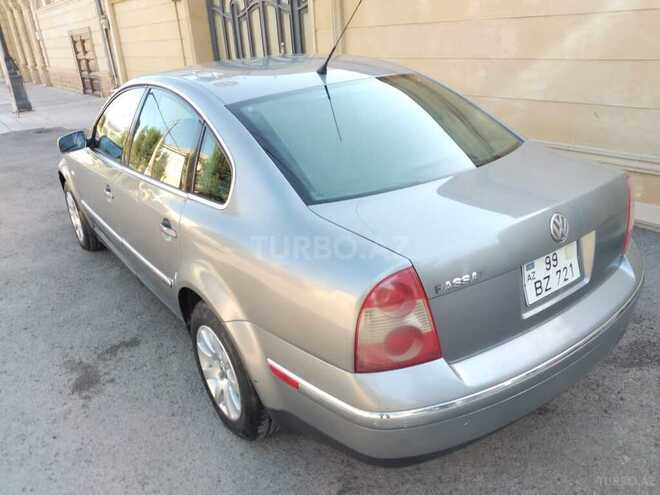 Volkswagen Passat 2003, 250,000 km - 1.8 l - Salyan
