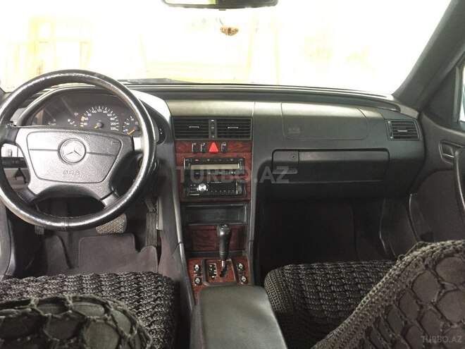 Mercedes C 200 2000, 254,000 km - 2.0 l - Şirvan