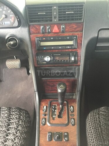 Mercedes C 200 2000, 254,000 km - 2.0 l - Şirvan