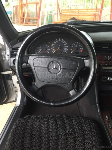 Mercedes C 200 2000, 254,000 km - 2.0 l - Şirvan