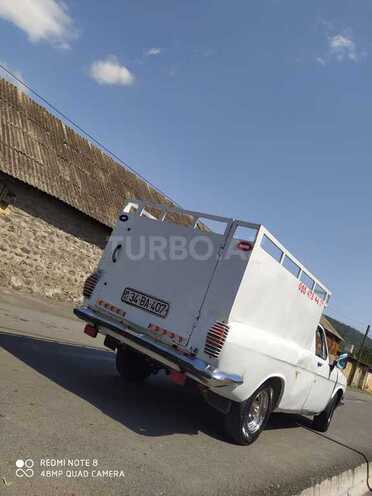 GAZ 24 1985, 220,000 km - 2.5 л - Qax