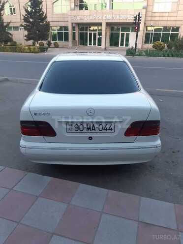 Mercedes E 240 2001, 232,600 km - 2.4 l - Ağcabədi