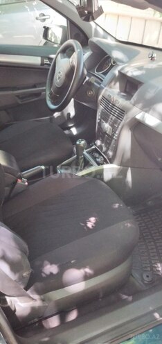 Opel Astra 2006, 195,000 km - 1.4 л - Bakı