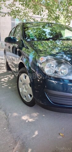 Opel Astra 2006, 195,000 km - 1.4 л - Bakı