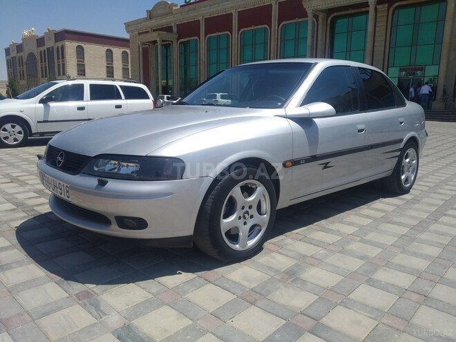 Opel Vectra 1997, 304,000 km - 2.0 л - Şirvan