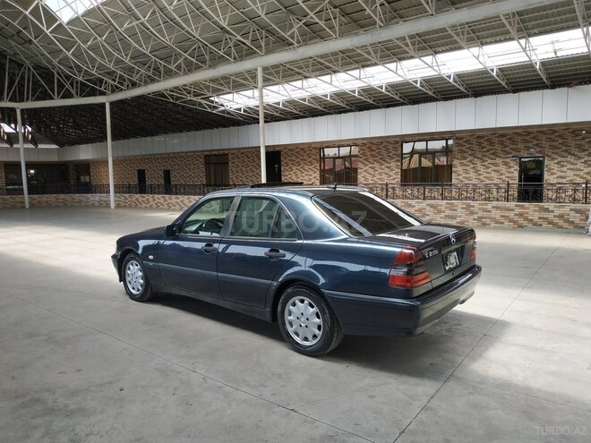 Mercedes C 200 1999, 265,000 km - 2.0 l - Gəncə