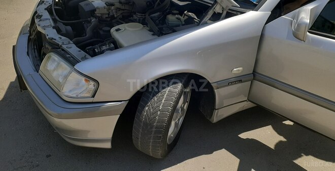 Mercedes C 180 2000, 275,947 km - 1.8 l - Bakı