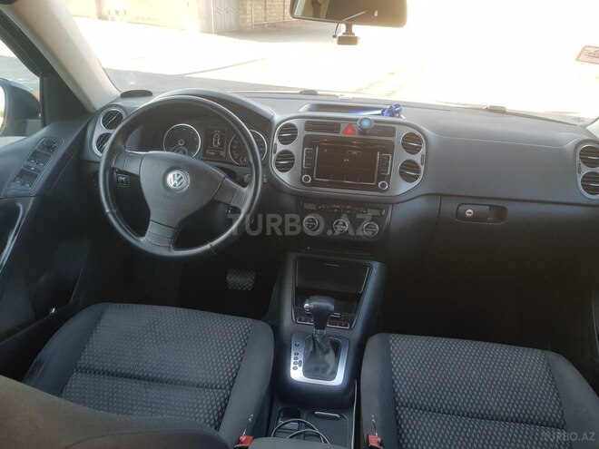 Volkswagen Tiguan 2009, 211,876 km - 2.0 л - Bakı