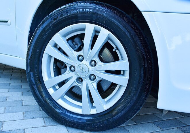 Hyundai Sonata 2009, 290,000 km - 2.4 l - İmişli