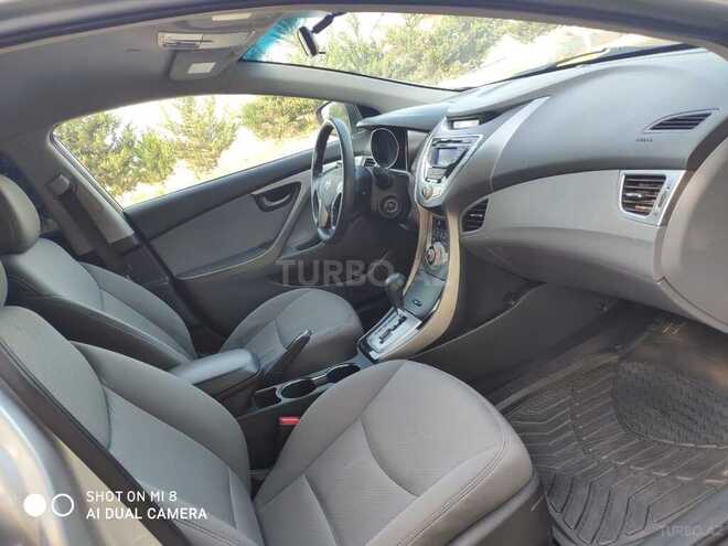 Hyundai Elantra 2011, 153,427 km - 1.8 л - Beyləqan