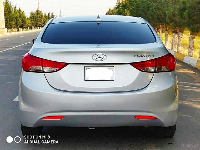 Hyundai Elantra 2011, 153,427 km - 1.8 л - Beyləqan