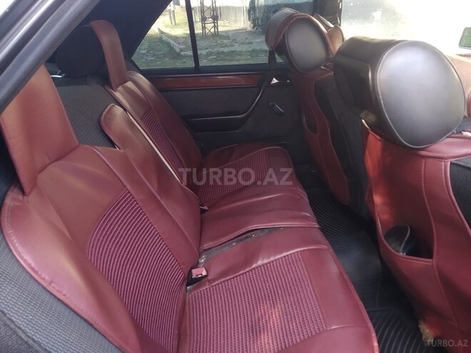 Mercedes E 220 1995, 400,000 km - 2.2 l - Bakı