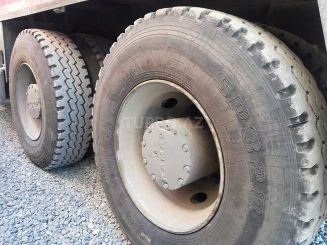 KamAz 6520 2005, 332,000 km - 12.0 l - Sumqayıt