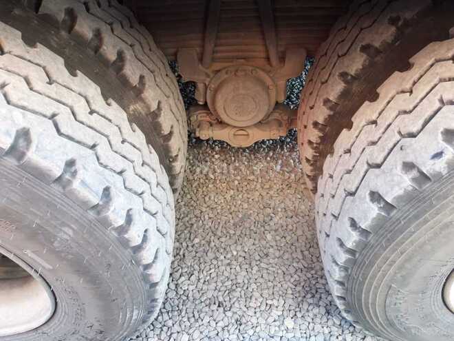 KamAz 6520 2005, 332,000 km - 12.0 l - Sumqayıt