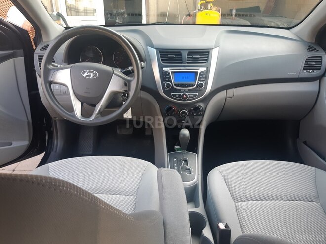Hyundai Accent 2013, 160,000 km - 1.6 l - Bakı
