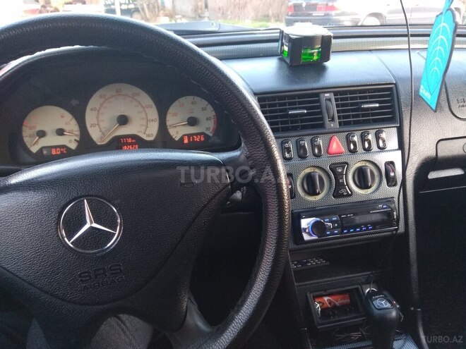 Mercedes C 230 2000, 189,000 km - 2.3 l - Bakı