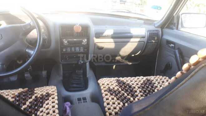 GAZ 3102 1998, 62,000 km - 2.4 l - Salyan