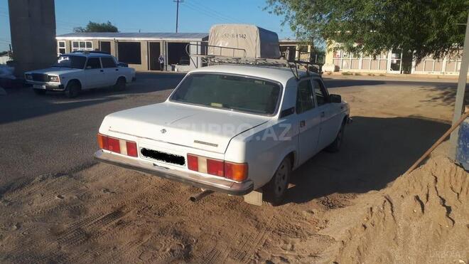 GAZ 3102 1998, 62,000 km - 2.4 l - Salyan