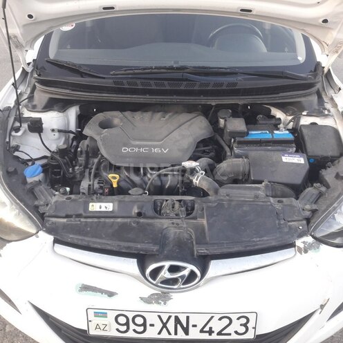 Hyundai Elantra 2015, 100,032 km - 1.6 l - Ağdam