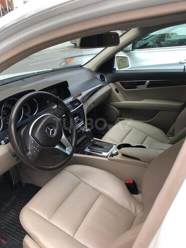 Mercedes C 250 2012, 242,000 km - 1.8 л - Bakı