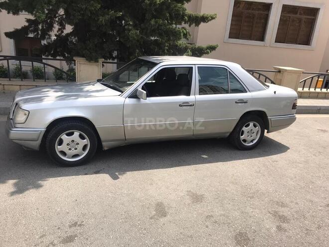 Mercedes E 250 1994, 500,000 km - 2.5 л - Bakı