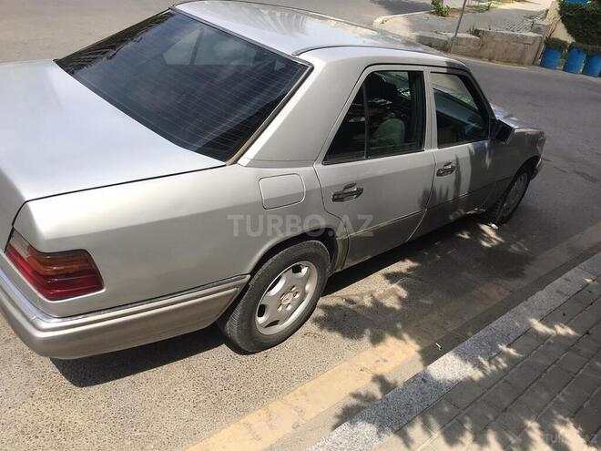 Mercedes E 250 1994, 500,000 km - 2.5 л - Bakı