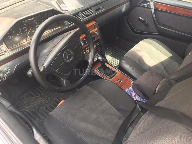 Mercedes E 250 1994, 500,000 km - 2.5 л - Bakı