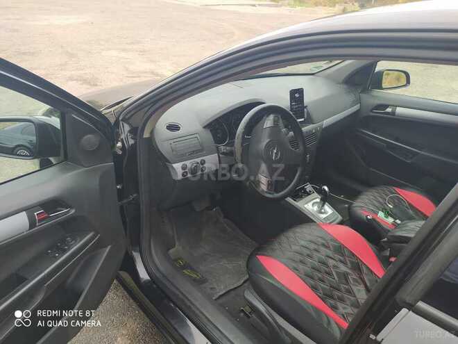 Opel Astra 2005, 257,000 km - 1.6 л - Bakı