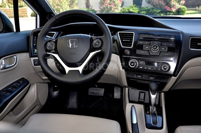 Honda Civic 2014, 132,000 km - 1.5 l - Bakı