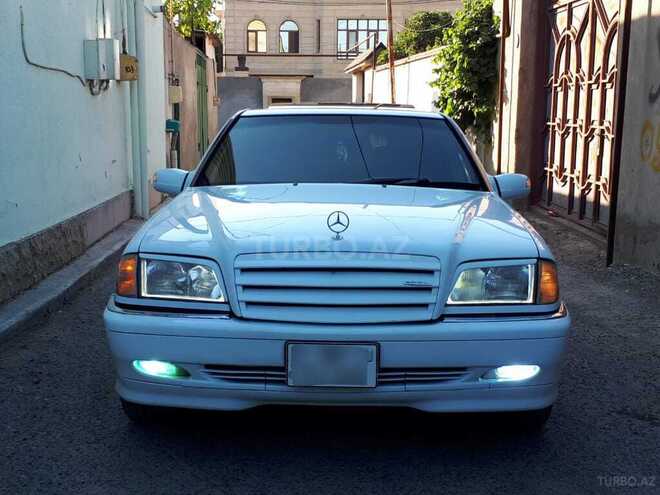 Mercedes C 230 1999, 287,421 km - 2.3 l - Bakı