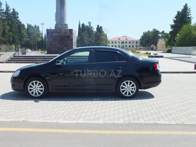 Volkswagen Jetta 2007, 338,000 km - 1.6 l - İmişli